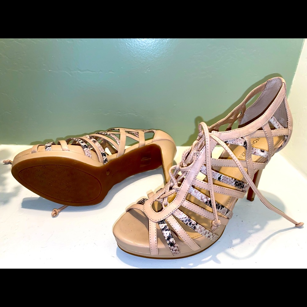 Antonio Melani heels